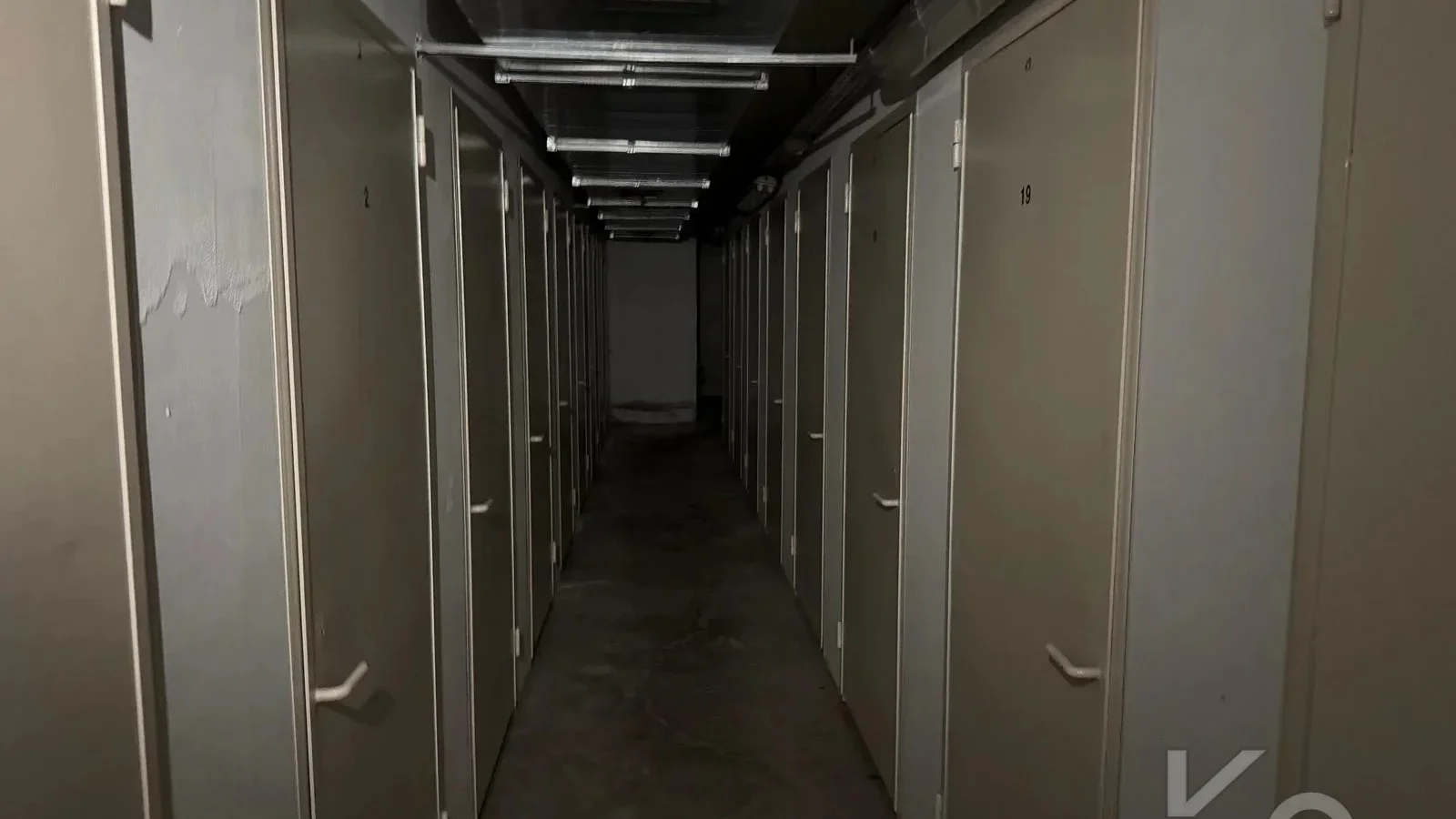 Laci̇vert Cadde Taşmektep'de 7/24 Güvenli̇k Açik Yüzme Havuzlu 100 M² 3+1