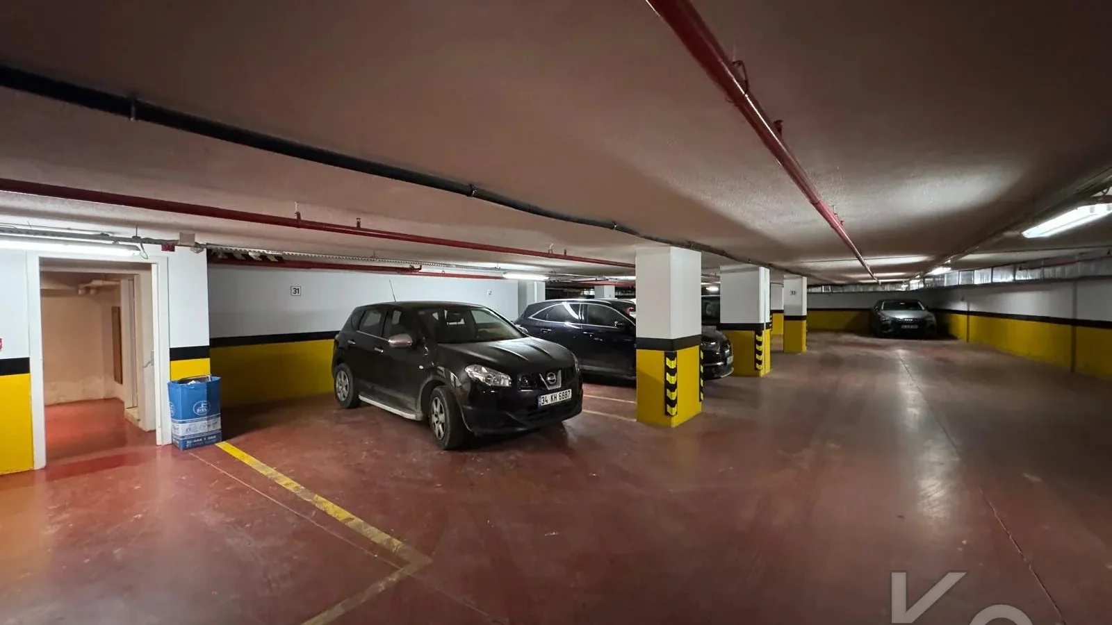Laci̇vert Cadde Taşmektep'de 7/24 Güvenli̇k Açik Yüzme Havuzlu 100 M² 3+1