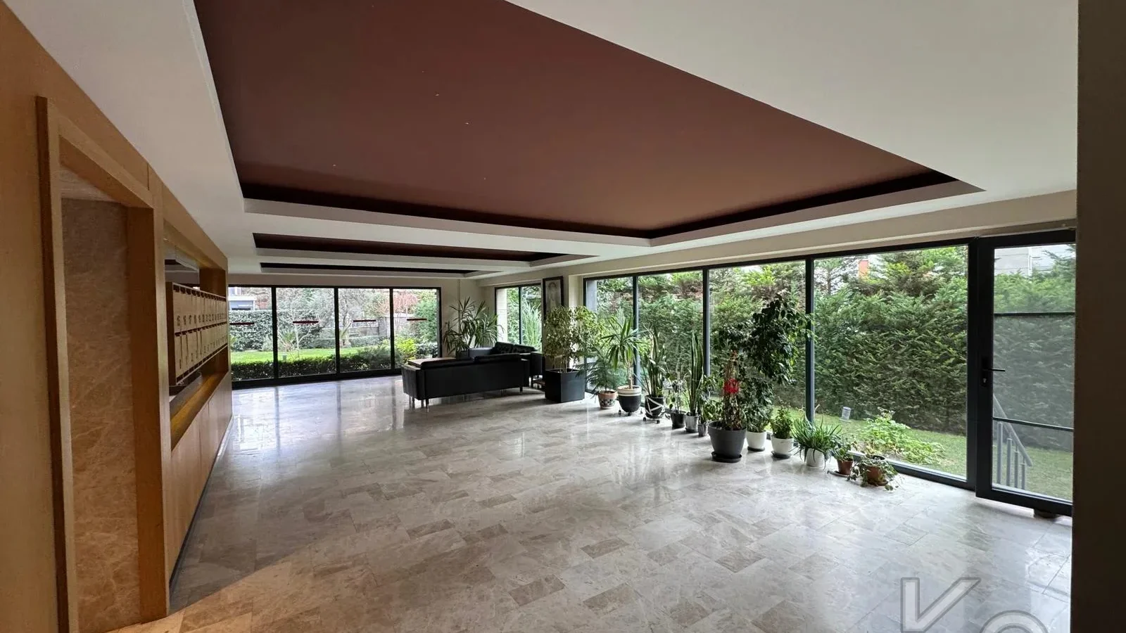 Laci̇vert Cadde Taşmektep'de 7/24 Güvenli̇k Açik Yüzme Havuzlu 100 M² 3+1
