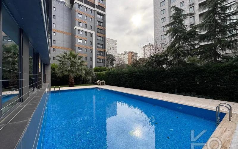 Laci̇vert Cadde Taşmektep'de 7/24 Güvenli̇k Açik Yüzme Havuzlu 100 M² 3+1