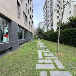 Laci̇vert Cadde Taşmektep'de 7/24 Güvenli̇k Açik Yüzme Havuzlu 100 M² 3+1