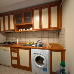 Laci̇vertcadde Bostanci'da Yatirim Firsati 80m² Net 2+1