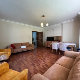 Laci̇vertcadde Bostanci'da Yatirim Firsati 80m² Net 2+1