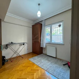Laci̇vertcadde Bostanci'da Yatirim Firsati 80m² Net 2+1