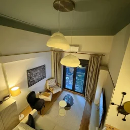 Laci̇vertcadde Çatalçeşme Özel Mimari Tasarımlı Loft 58m² 1+1