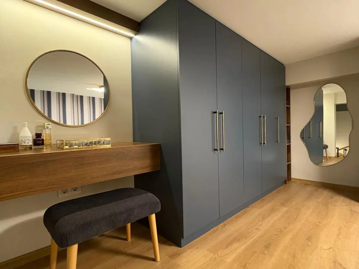 Laci̇vertcadde Çatalçeşme Özel Mimari Tasarımlı Loft 58m² 1+1