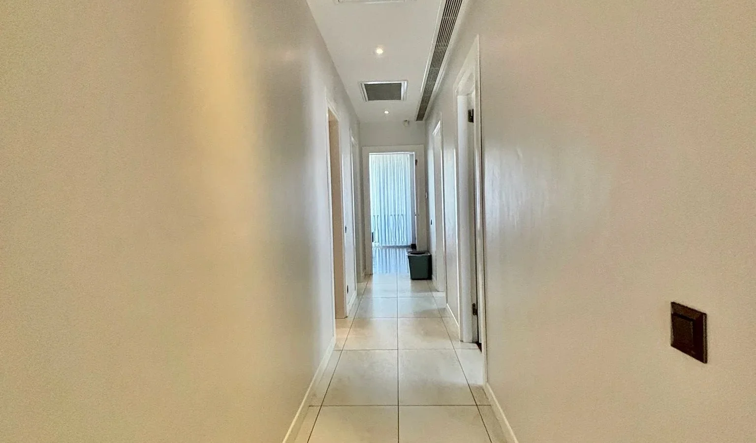 Academy Caddebostan Sahi̇l Katta Tek Yeni̇ Bi̇na 180m2 4+1