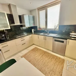 Academy Caddebostan Sahi̇l Katta Tek Yeni̇ Bi̇na 180m2 4+1