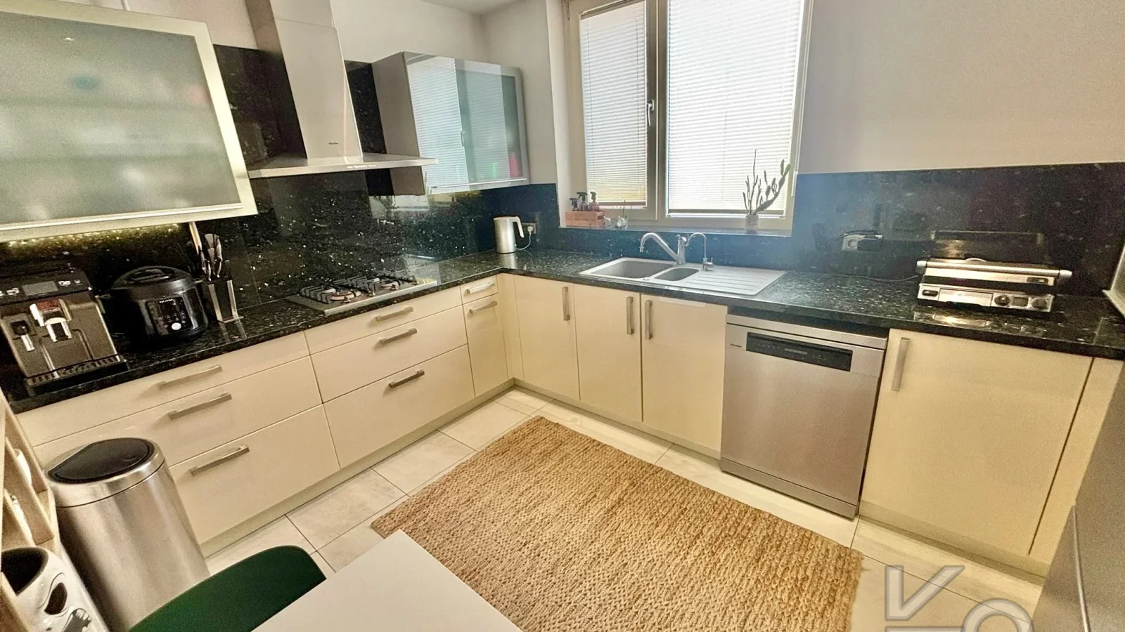 Academy Caddebostan Sahi̇l Katta Tek Yeni̇ Bi̇na 180m2 4+1