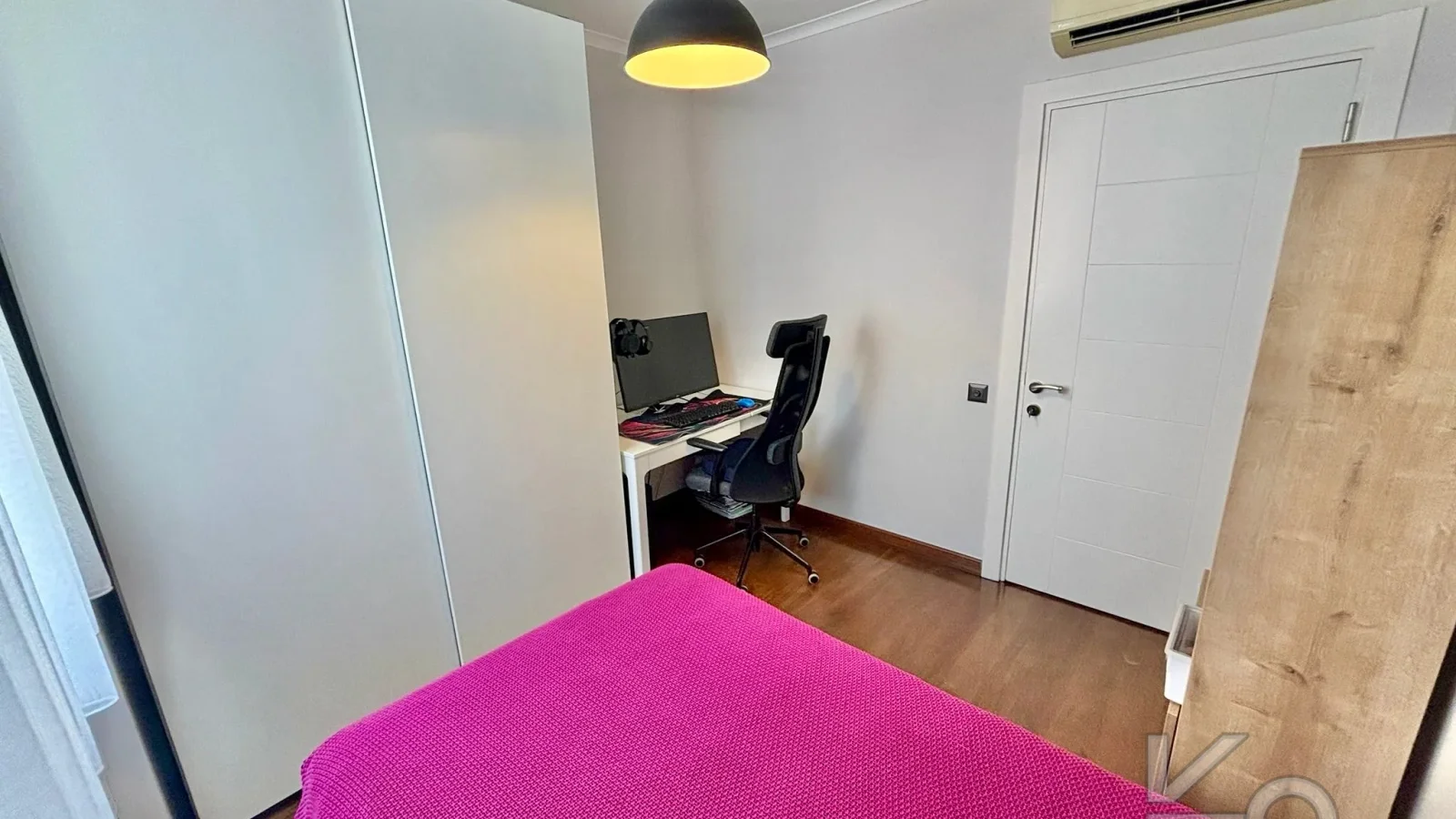 Academy Caddebostan Sahi̇l Katta Tek Yeni̇ Bi̇na 180m2 4+1