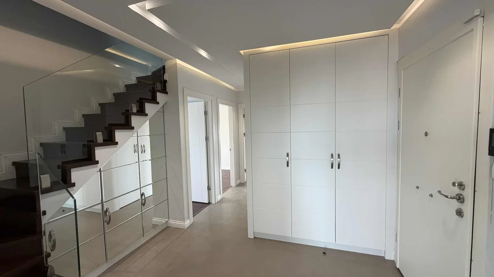 Mutluol Proje'den Caddebostan Sahilde Çok Şık Kullanışlı Dubleks
