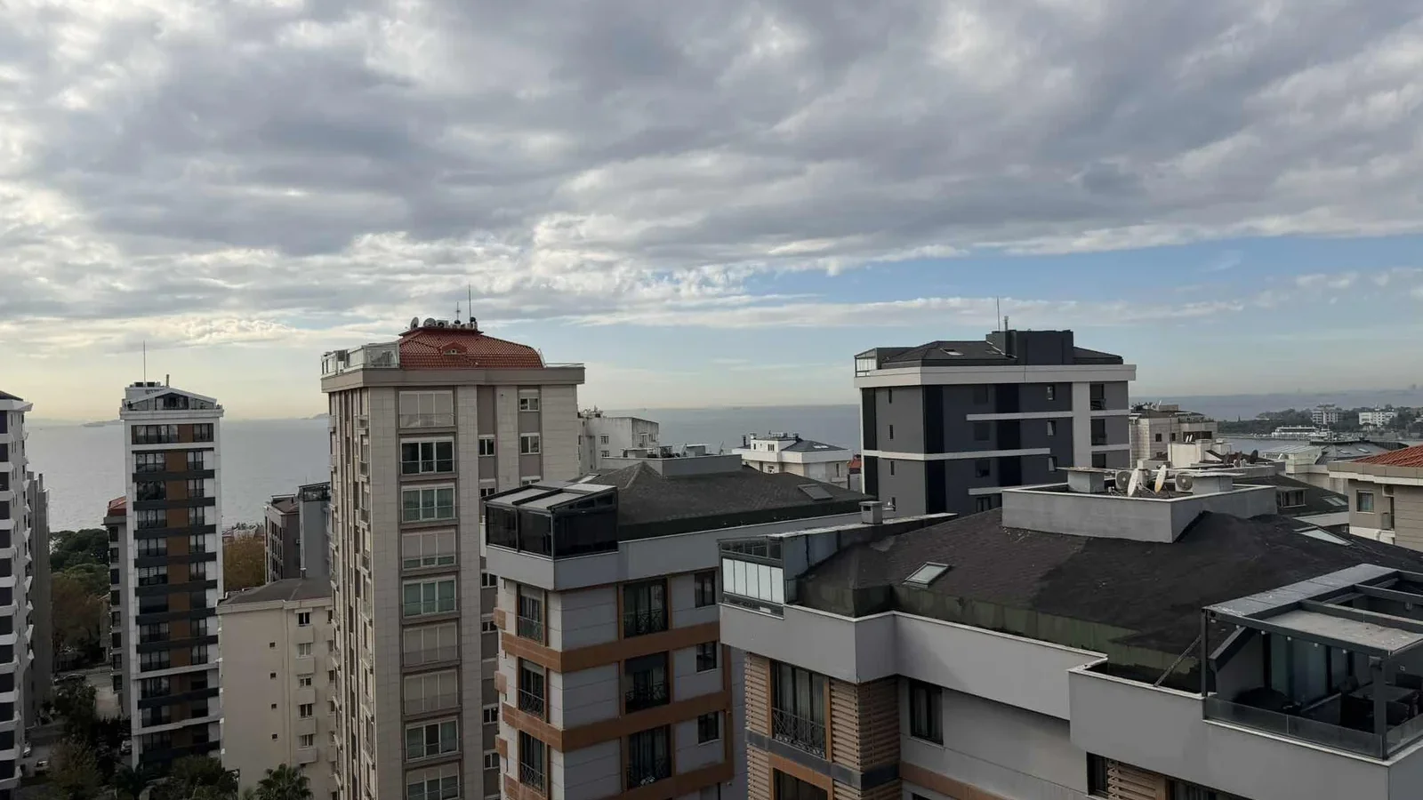 Mutluol Proje'den Caddebostan Sahilde Çok Şık Kullanışlı Dubleks