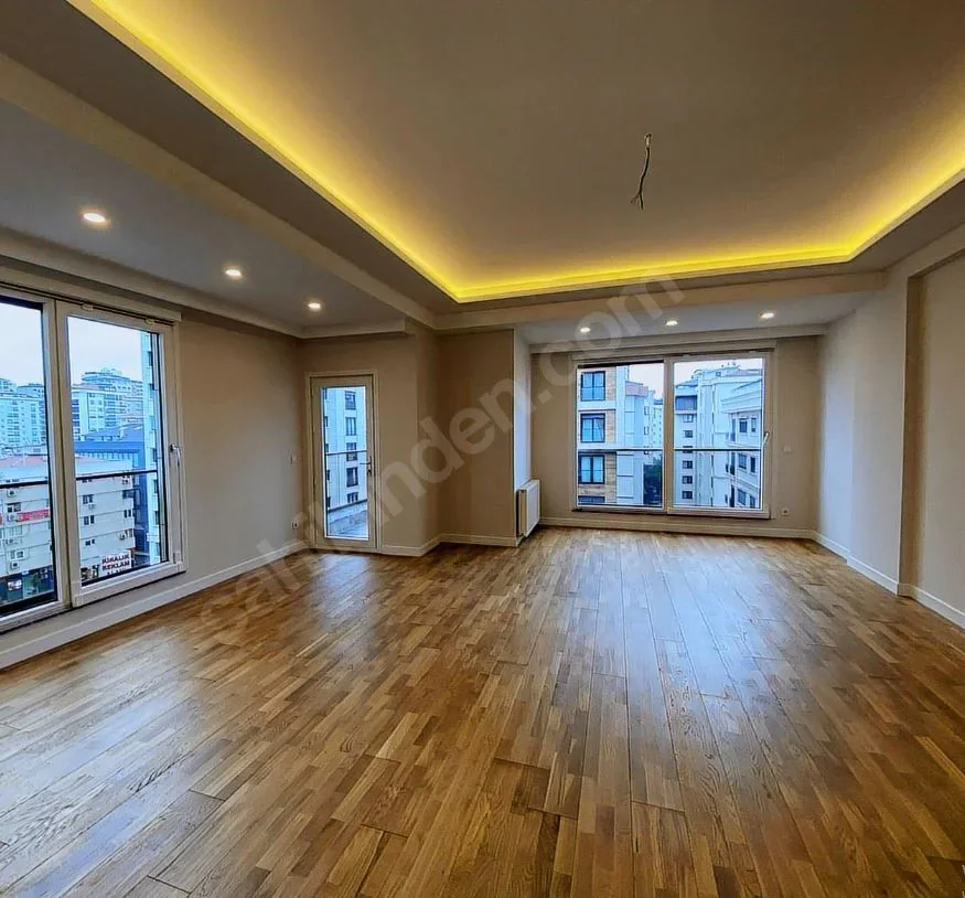 Caddebostan'da Sahile Yakın Net 125 M2 3+1 Sıfır Satılık Daire