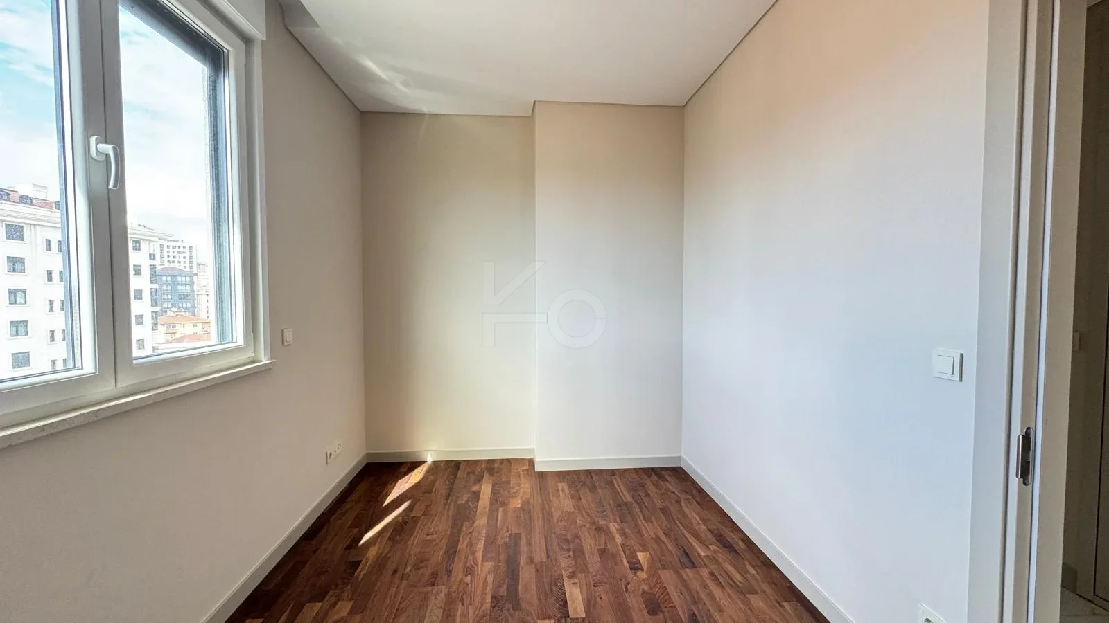 Lacivertcadde Bostancıda Sıfır 80 M² Net 2+1