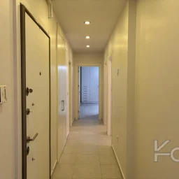 Laci̇vert Cadde Kozyataği 3+1 Balkonlu 92m² Net