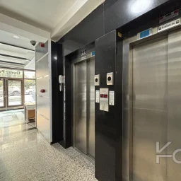 Laci̇vert Cadde Caddebostan 2+1 Kısmi Deni̇z Manzaralı 75 M² Ebeveyn Banyolu