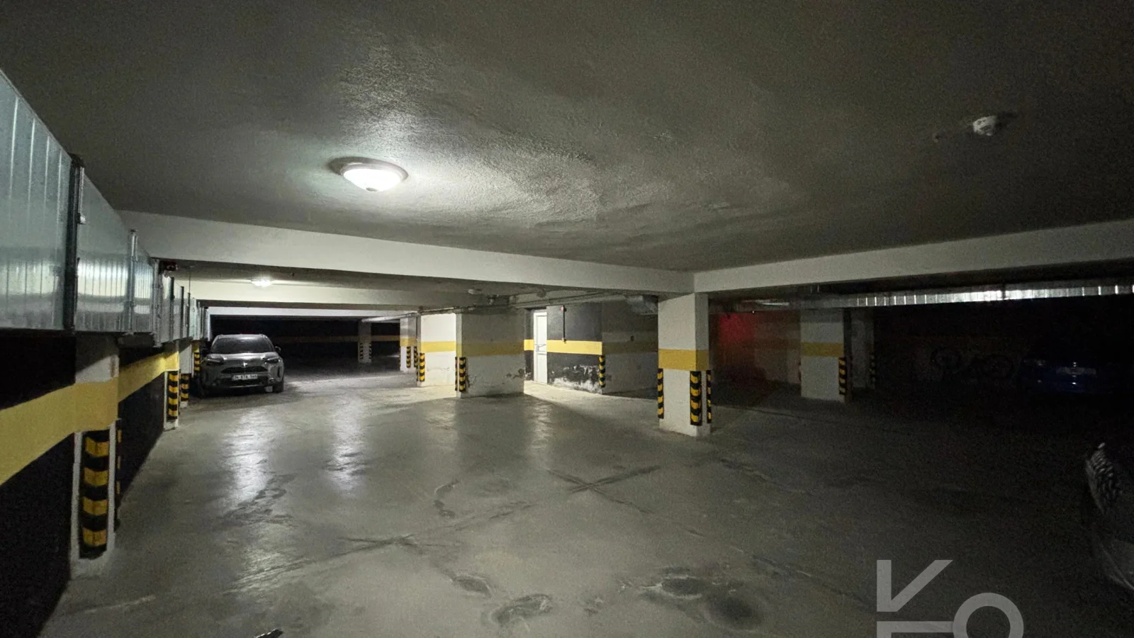 Laci̇vert Cadde Caddebostan 2+1 Kısmi Deni̇z Manzaralı 75 M² Ebeveyn Banyolu