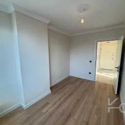 Laci̇vert Cadde Caddebostan 2+1 Kısmi Deni̇z Manzaralı 75 M² Ebeveyn Banyolu