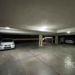 Laci̇vert Cadde Caddebostan 2+1 Kısmi Deni̇z Manzaralı 75 M² Ebeveyn Banyolu