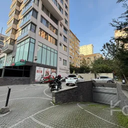 Laci̇vert Cadde Caddebostan 2+1 Kısmi Deni̇z Manzaralı 75 M² Ebeveyn Banyolu