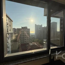 Laci̇vert Cadde Caddebostan 2+1 Kısmi Deni̇z Manzaralı 75 M² Ebeveyn Banyolu