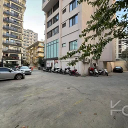 Laci̇vert Cadde Caddebostan 2+1 Kısmi Deni̇z Manzaralı 75 M² Ebeveyn Banyolu