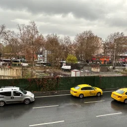 Beşiktaş Yıldız'da Kiralık Cadde Üzeri Ofis