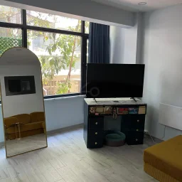 Beşiktaş Yıldız'da Kiralık Cadde Üzeri Ofis