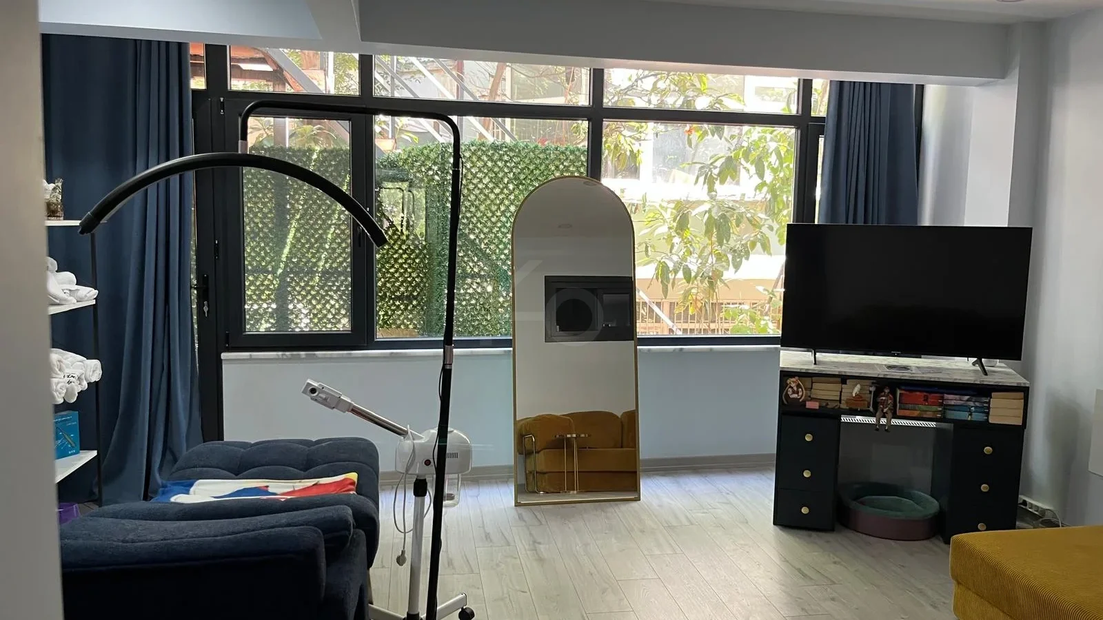 Beşiktaş Yıldız'da Kiralık Cadde Üzeri Ofis
