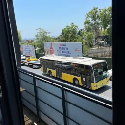 Beşiktaş Yıldız'da Kiralık Cadde Üzeri Ofis
