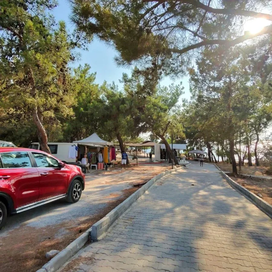 Mutluol Proje'den Milas Lalekent Sit Plajlı Havuzlu 2+1