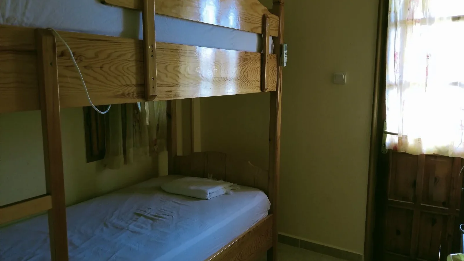 Mutluol Proje'den Milas Lalekent Sit Plajlı Havuzlu 2+1