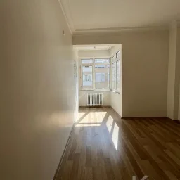 Laci̇vert Cadde Moda'da Yatirim Firsati Dai̇re 75m²net 2+1