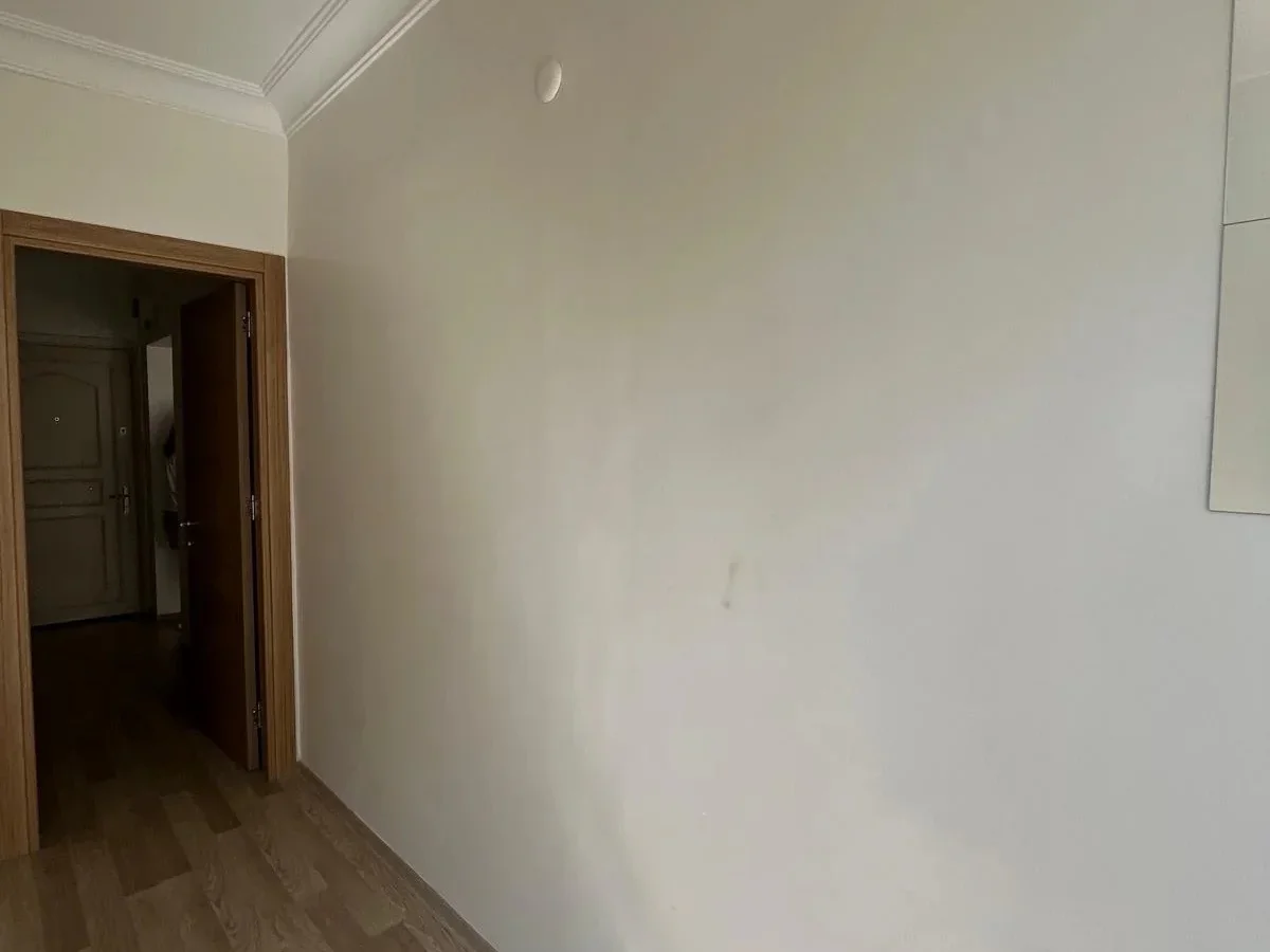 Laci̇vert Cadde Moda'da Yatirim Firsati Dai̇re 75m²net 2+1