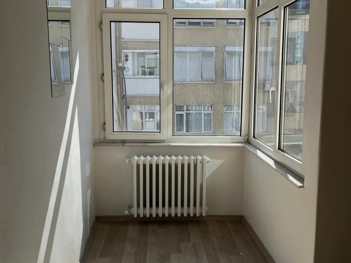 Laci̇vert Cadde Moda'da Yatirim Firsati Dai̇re 75m²net 2+1
