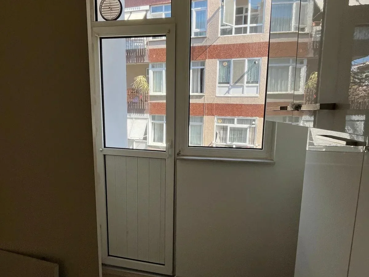 Laci̇vert Cadde Moda'da Yatirim Firsati Dai̇re 75m²net 2+1
