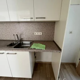 Laci̇vert Cadde Moda'da Yatirim Firsati Dai̇re 75m²net 2+1