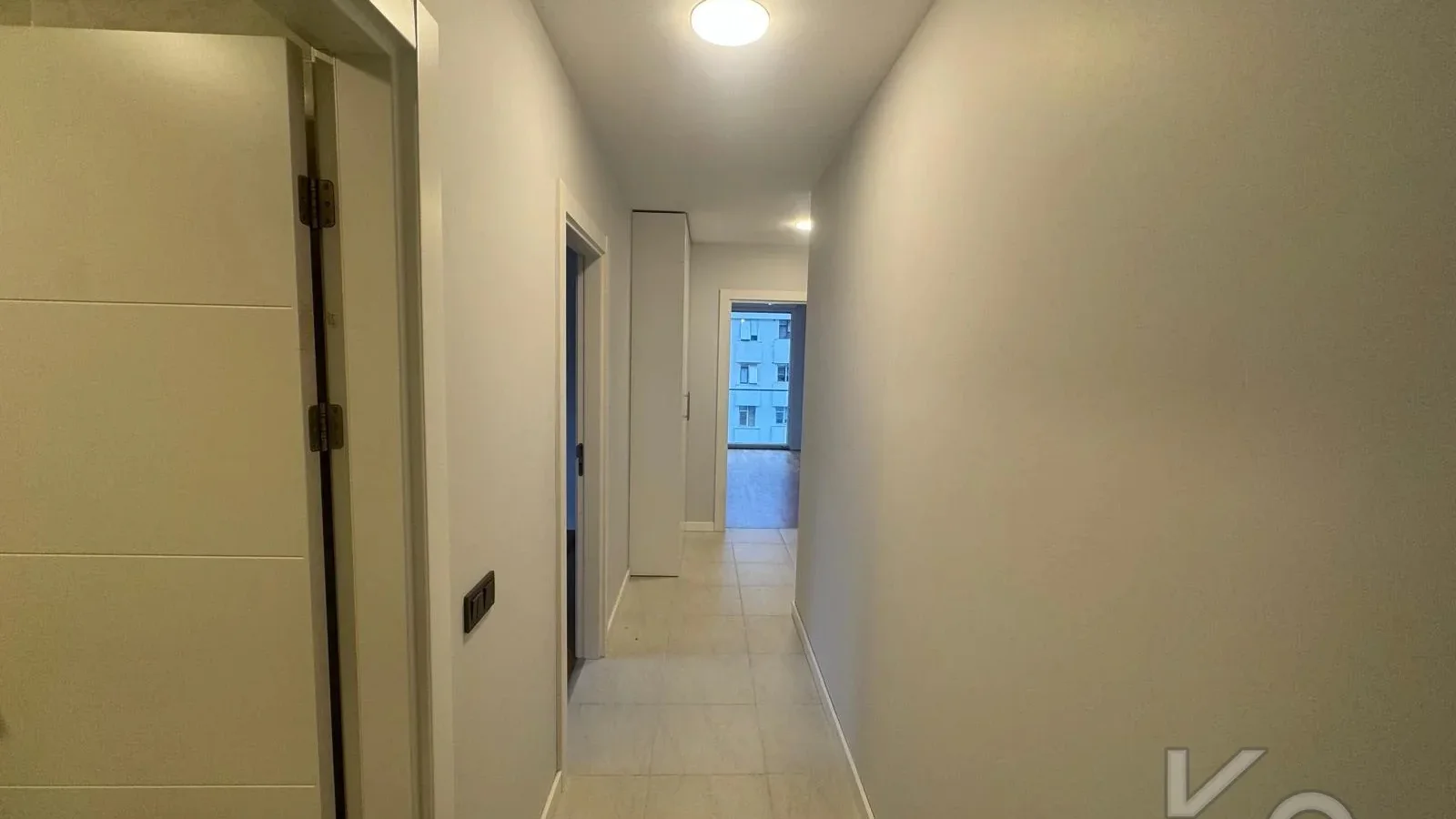 Laci̇vertcadde Göztepe Bağdat Cad.yakini 75m2 Net 2+1