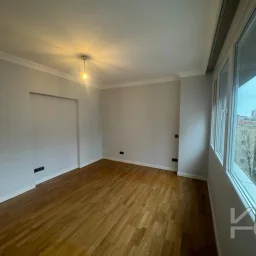 Laci̇vertcadde Göztepe Bağdat Cad.yakini 75m2 Net 2+1