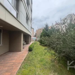 Laci̇vertcadde Göztepe Bağdat Cad.yakini 75m2 Net 2+1