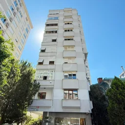 Academy Göztepe T.mehmet Efendi Üzerinde 4+1 Satılık Renöve Daire