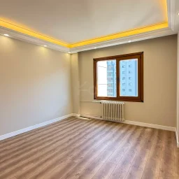 Academy Göztepe T.mehmet Efendi Üzerinde 4+1 Satılık Renöve Daire