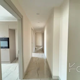 Laci̇vert Cadde Caddebostan Sahi̇lde İş Yeri̇ne Uygun Yeni̇ Buti̇k Bi̇nada 3+1 120m² Net