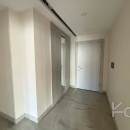 Laci̇vert Cadde Caddebostan Sahi̇lde İş Yeri̇ne Uygun Yeni̇ Buti̇k Bi̇nada 3+1 120m² Net