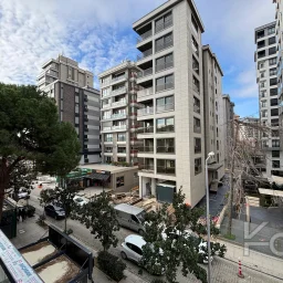 Laci̇vert Cadde Caddebostan Sahi̇lde İş Yeri̇ne Uygun Yeni̇ Buti̇k Bi̇nada 3+1 120m² Net
