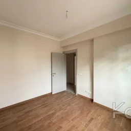 Laci̇vert Cadde Caddebostan Sahi̇lde İş Yeri̇ne Uygun Yeni̇ Buti̇k Bi̇nada 3+1 120m² Net