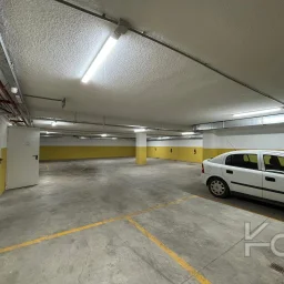 Laci̇vert Cadde Caddebostan Sahi̇lde İş Yeri̇ne Uygun Yeni̇ Buti̇k Bi̇nada 3+1 120m² Net