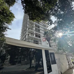 Laci̇vertcadde Tek Yetki̇li̇ Tütüncü M.efendi̇ Sifir 121m² Net 3+1