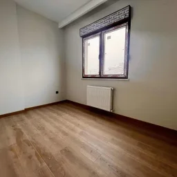Sağlam'dan Göztepe Şair Arşi Yakını 2+1 80 M2 Net Balkonlu Daire