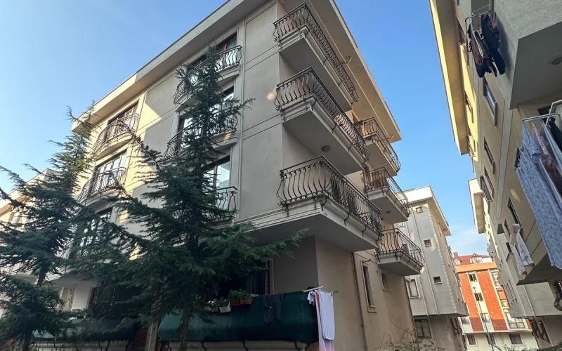 Yeditepe Ünv. Komşu Çatı Katı 1+1 Teraslı